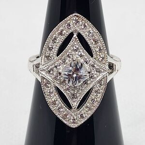 Han Sterling Silver & Clear Cubic Zirconia Ring (7)